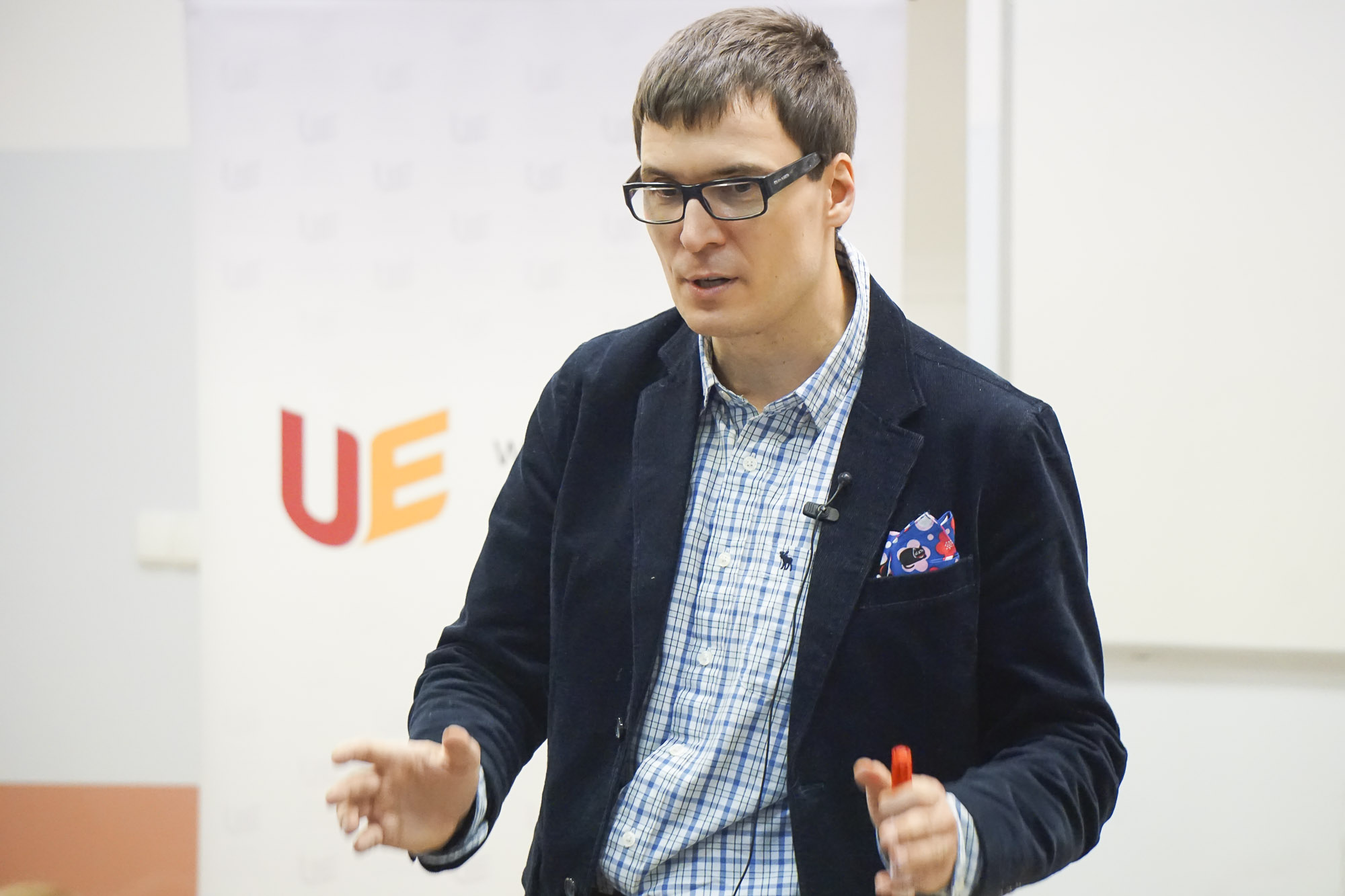 Frustracja jest wrogiem kariery – prof. Dariusz Jemielniak na UEW